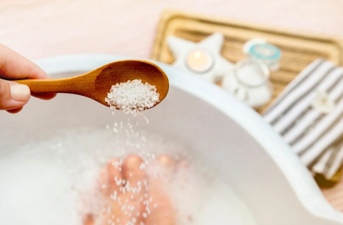 Маски, патчи, сыворотки: что лучше для зоны под глазами