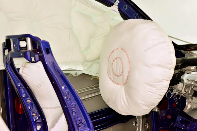 Ціна відновлення Airbag після ДТП: скільки коштує ремонт подушок безпеки
